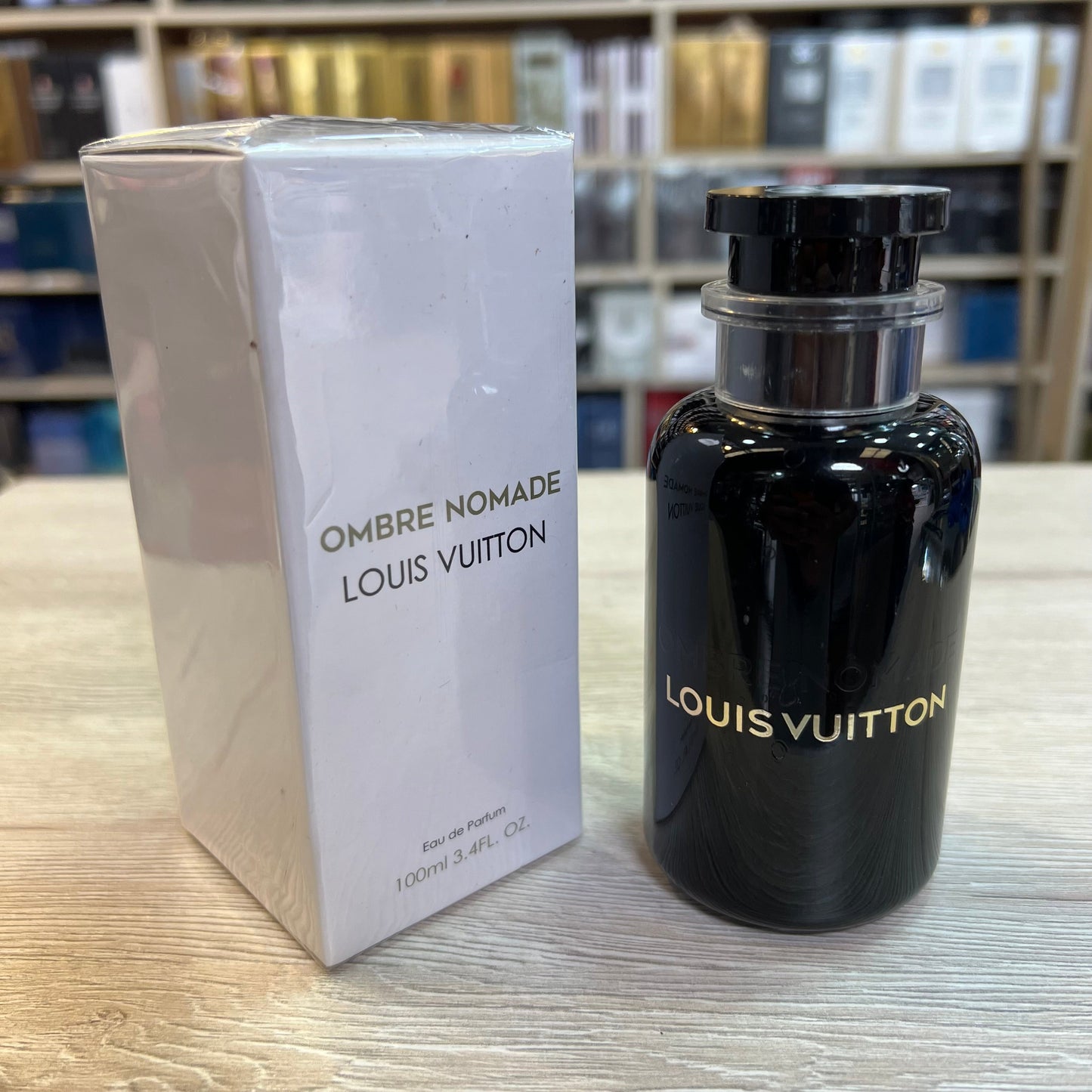 KIT 4 PERFUMES + REGALO ( Insp. Oud For Glory, Asad, Haramain, Nomade)