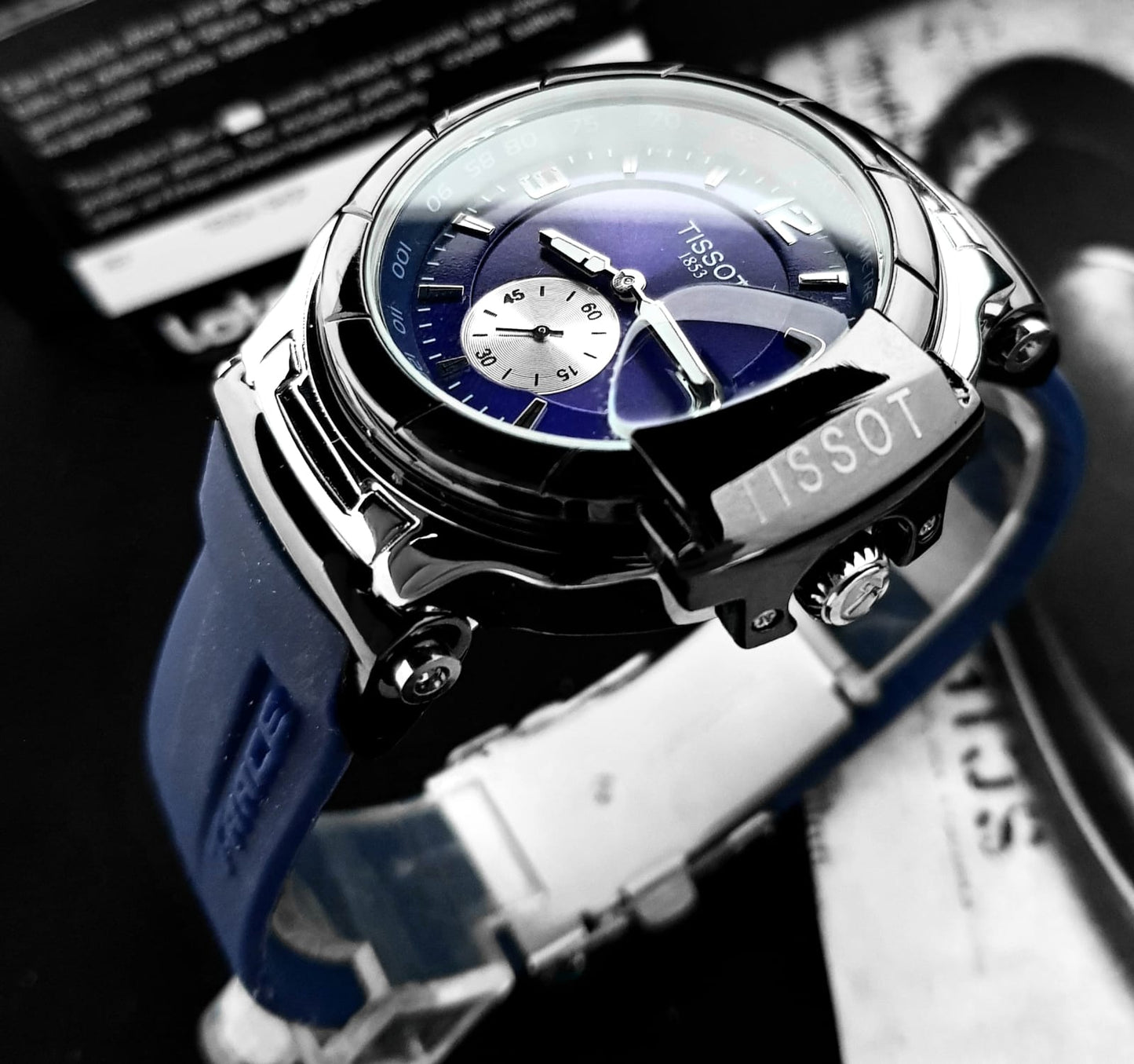 Veltor™ - Fuerza, Estilo y Resistencia en Tu Muñeca