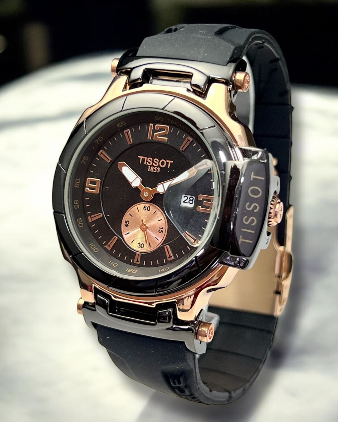 Veltor™ - Fuerza, Estilo y Resistencia en Tu Muñeca